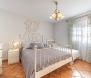 Просторный дом в Манильве, 5 спален, вид на море