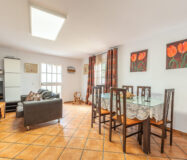 Просторный дом в Манильве, 5 спален, вид на море