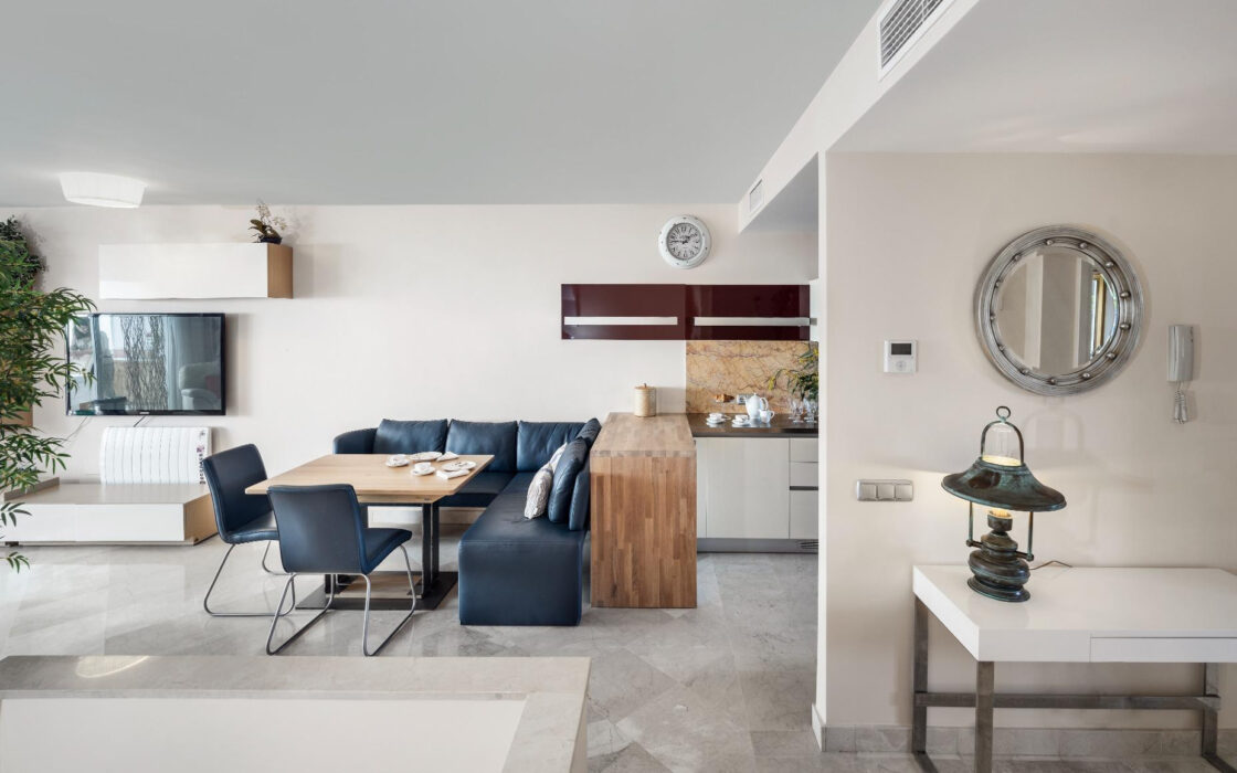 Таунхаус в Манильве, 5 спален, с террасой 351 кв.м