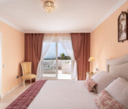 Таунхаус в Манильве, 5 спален, с террасой 351 кв.м