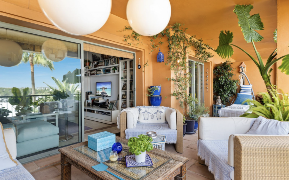 2-кімнатна квартира в Бенатале з терасою 99 кв.м