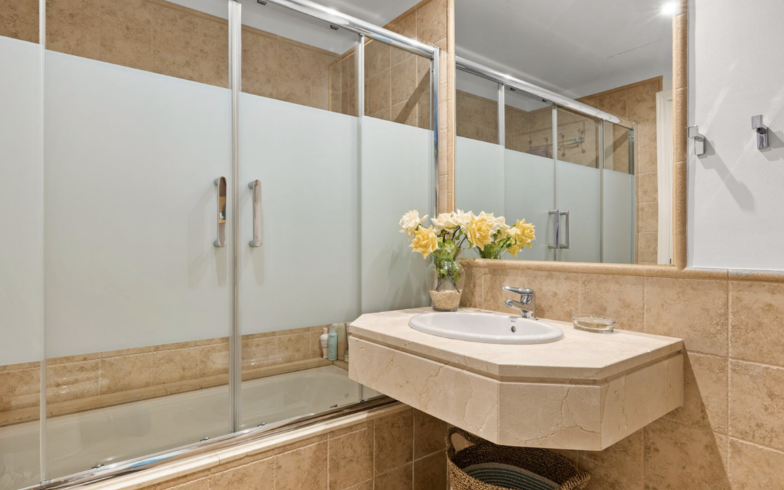 2-кімнатна квартира в Бенатале з терасою 99 кв.м