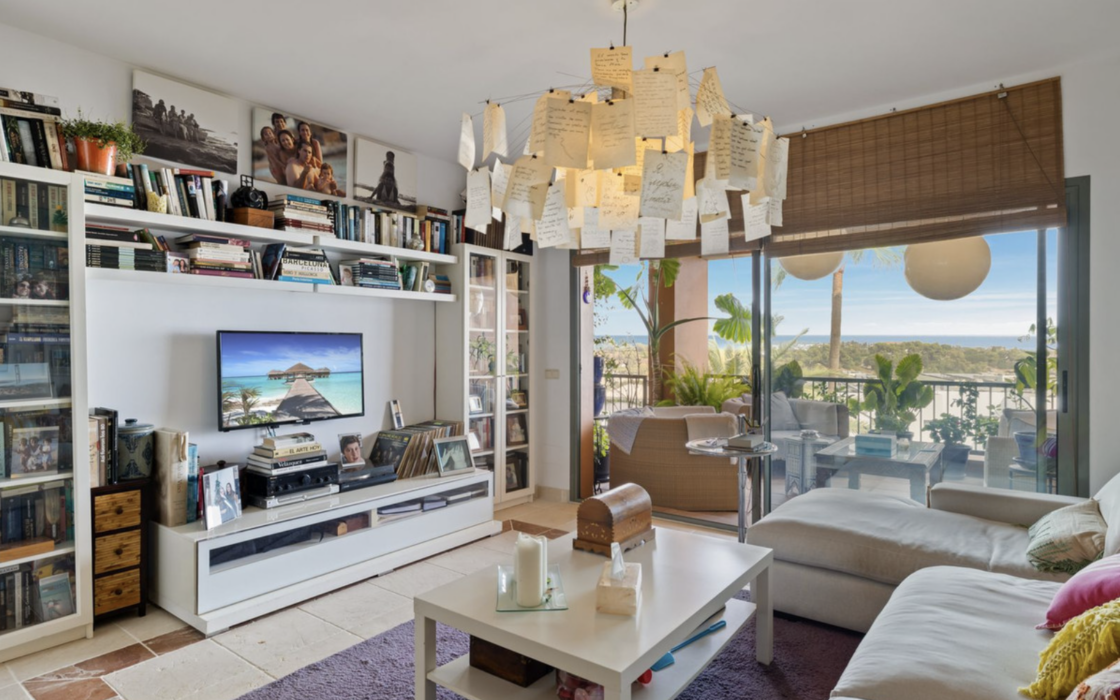 2-кімнатна квартира в Бенатале з терасою 99 кв.м