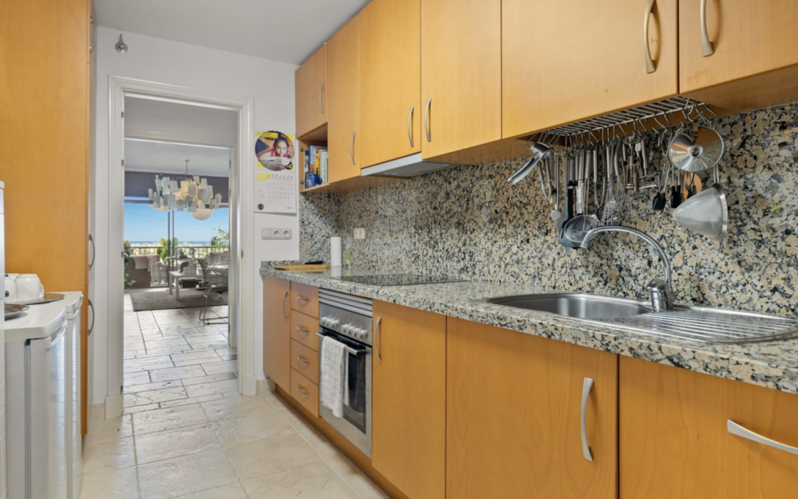 2-кімнатна квартира в Бенатале з терасою 99 кв.м