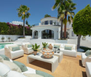 Розкішна вілла в Нуэва-Андалусія з терасою 401 кв.м.