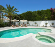 Розкішна вілла в Нуэва-Андалусія з терасою 401 кв.м.