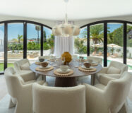 Розкішна вілла в Нуэва-Андалусія з терасою 401 кв.м.