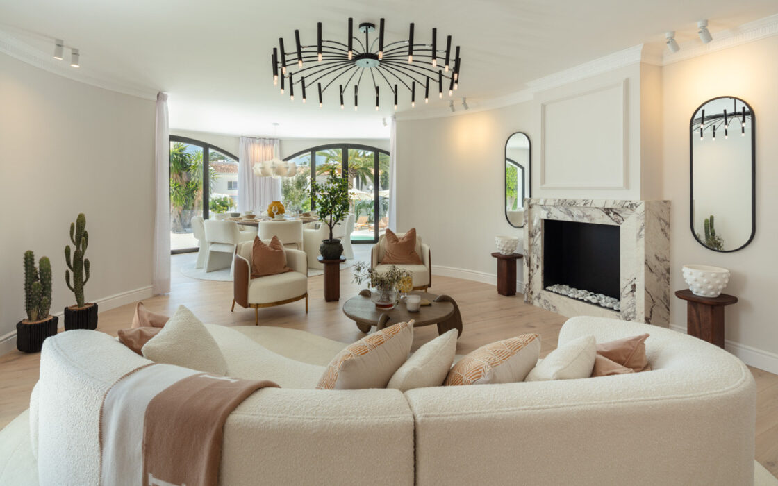 Розкішна вілла в Нуэва-Андалусія з терасою 401 кв.м.