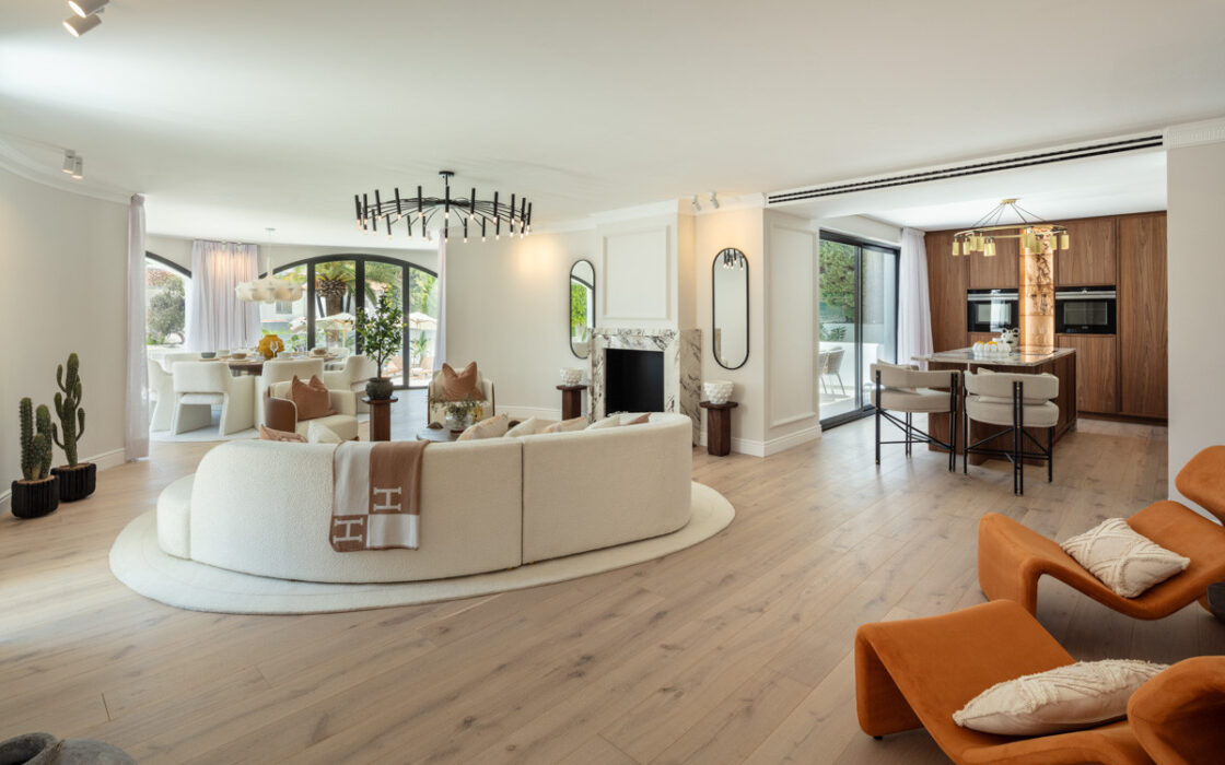 Розкішна вілла в Нуэва-Андалусія з терасою 401 кв.м.