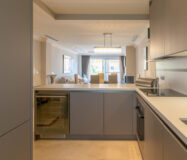 Квартира з терасою в Новій Андалусії, 230 кв.м, 4 кімнати