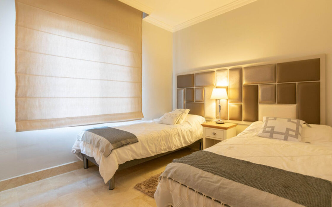 Квартира з терасою в Новій Андалусії, 230 кв.м, 4 кімнати