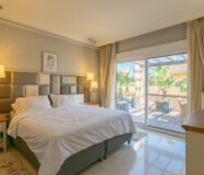 Квартира з терасою в Новій Андалусії, 230 кв.м, 4 кімнати