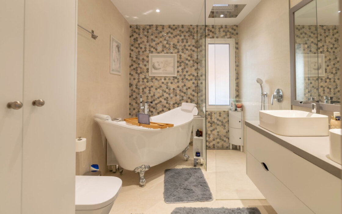 Квартира з терасою в Новій Андалусії, 230 кв.м, 4 кімнати