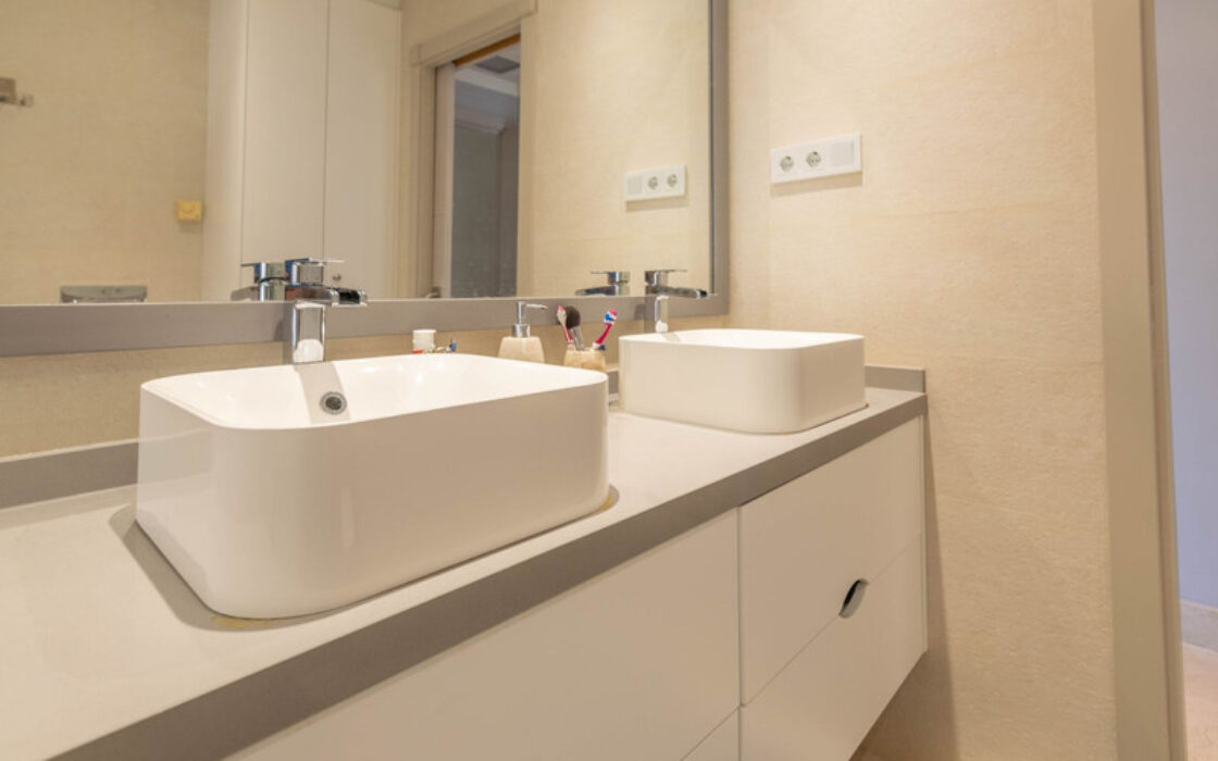 Квартира з терасою в Новій Андалусії, 230 кв.м, 4 кімнати