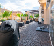 Квартира з терасою в Новій Андалусії, 230 кв.м, 4 кімнати