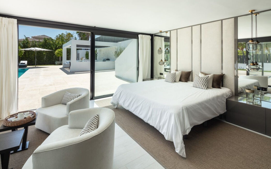 Вилла 446 кв.м с террасой в районе Роса, Испания