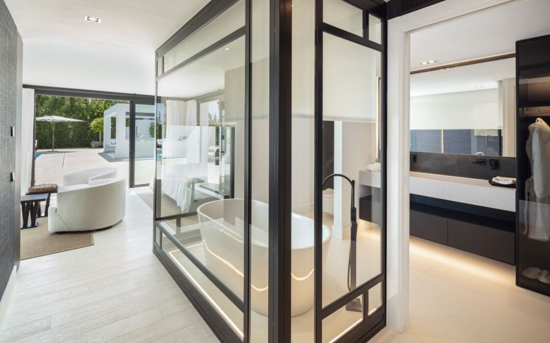 Вилла 446 кв.м с террасой в районе Роса, Испания