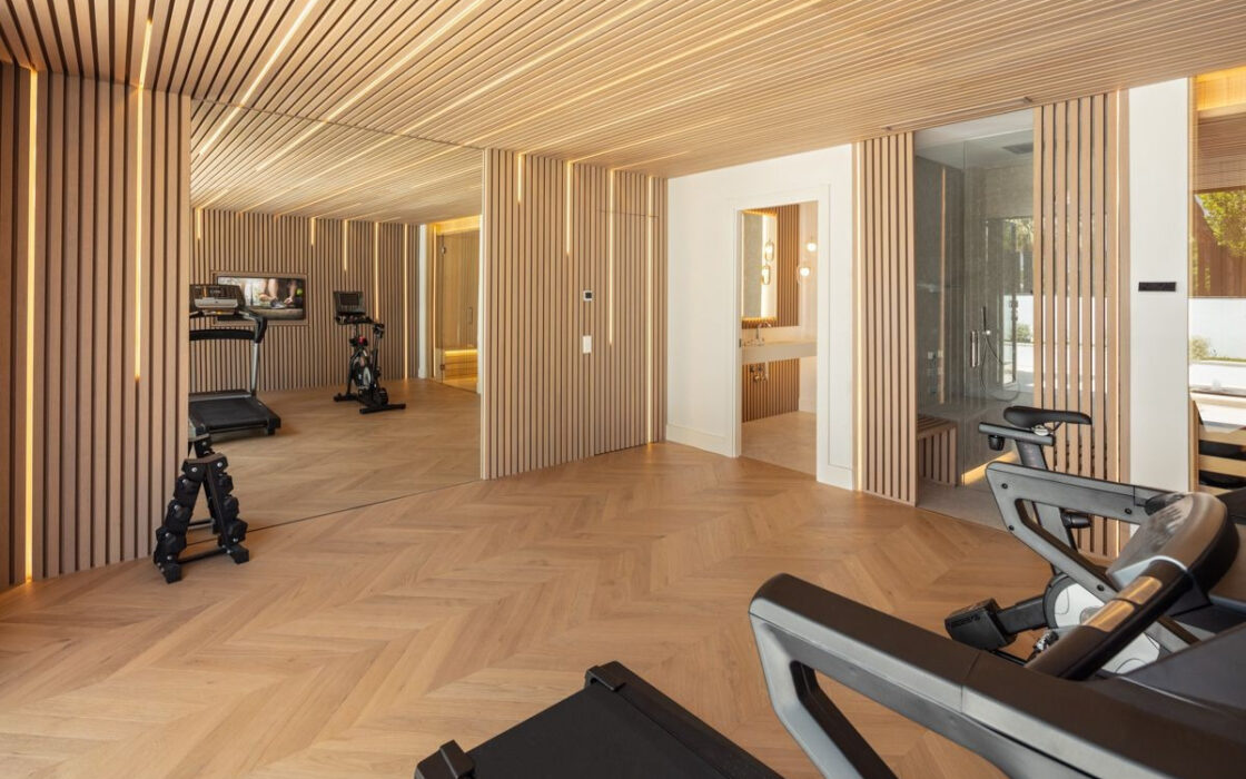 Вилла 446 кв.м с террасой в районе Роса, Испания