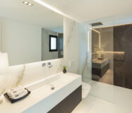 Вилла 446 кв.м с террасой в районе Роса, Испания