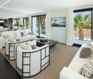 Вилла 446 кв.м с террасой в районе Роса, Испания