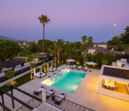 Вилла 446 кв.м с террасой в районе Роса, Испания