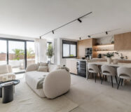 Дизайнерські апартаменти в Новій Андалусії з терасою 137 кв.м