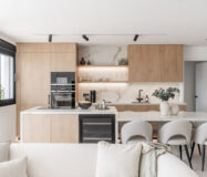 Дизайнерські апартаменти в Новій Андалусії з терасою 137 кв.м