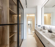 Дизайнерські апартаменти в Новій Андалусії з терасою 137 кв.м