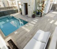 Нова вілла з басейном в Плайя Хонда 126 кв.м біля моря