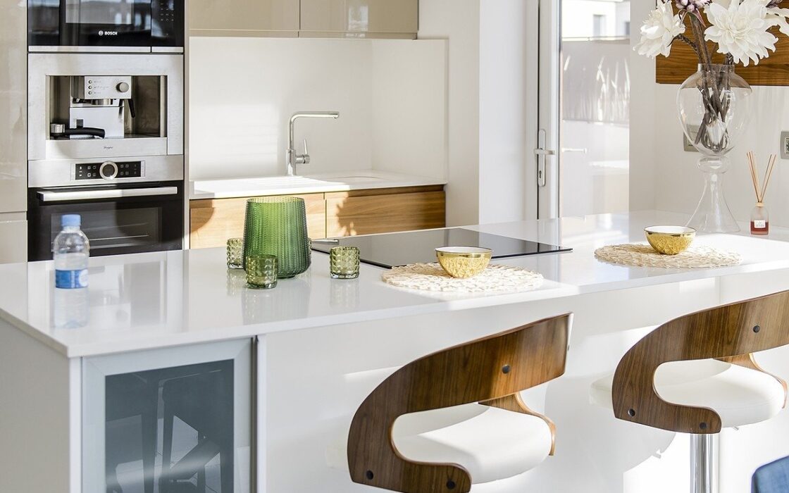 Нова вілла з басейном в Плайя Хонда 126 кв.м біля моря