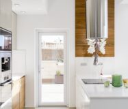 Нова вілла з басейном в Плайя Хонда 126 кв.м біля моря