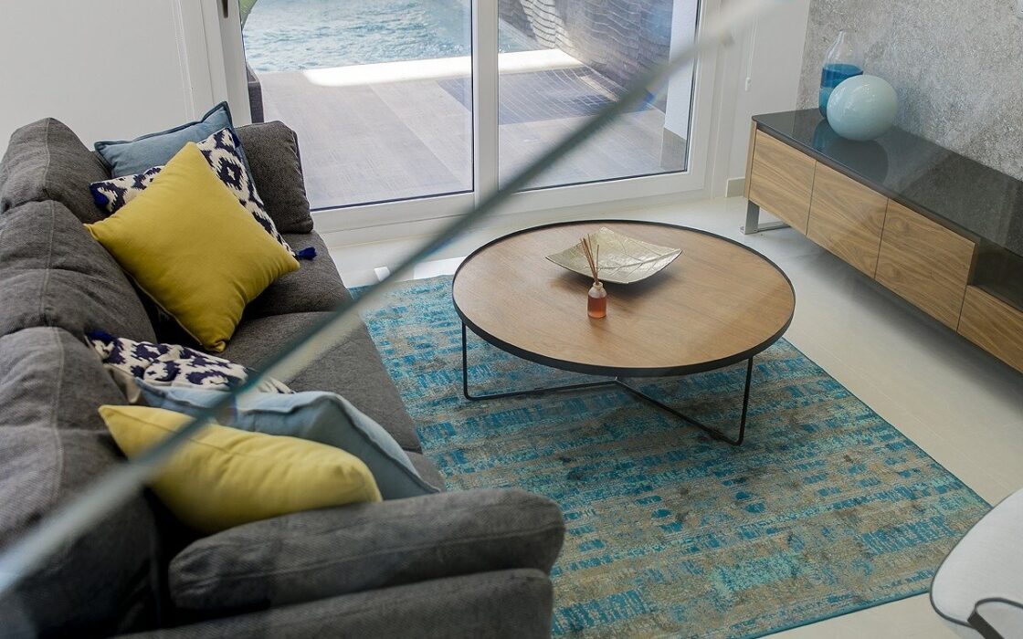 Нова вілла з басейном в Плайя Хонда 126 кв.м біля моря