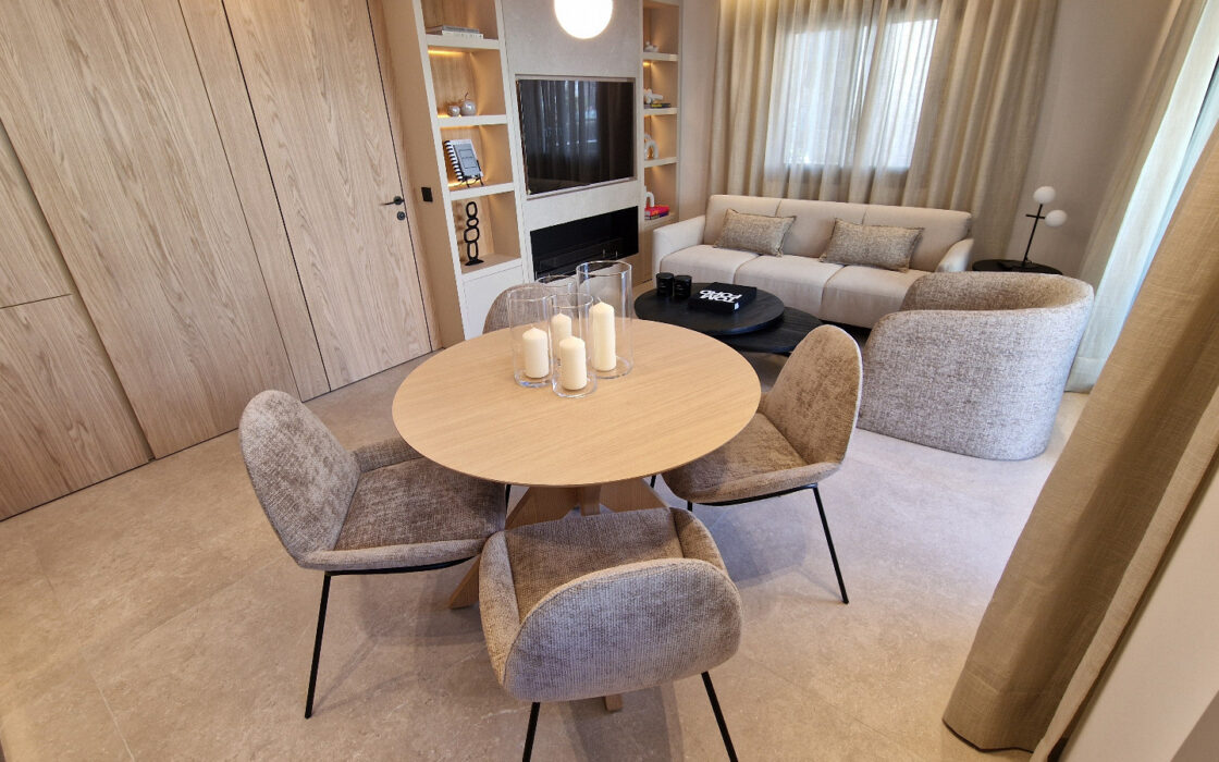 Квартира в Пуэрто-Банусі 108 кв.м з терасою біля моря