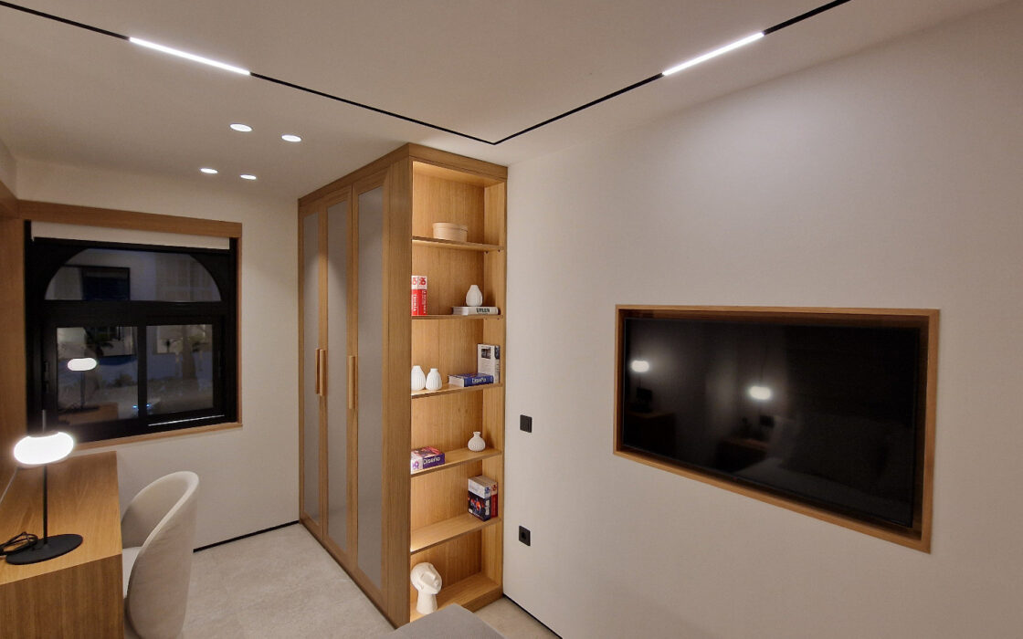 Квартира в Пуэрто-Банусі 108 кв.м з терасою біля моря