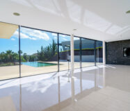 Нова вілла в Іспанії, 671 кв.м, тераса, біля моря