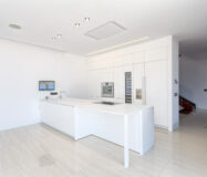 Нова вілла в Іспанії, 671 кв.м, тераса, біля моря