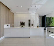 Нова вілла в Іспанії, 671 кв.м, тераса, біля моря