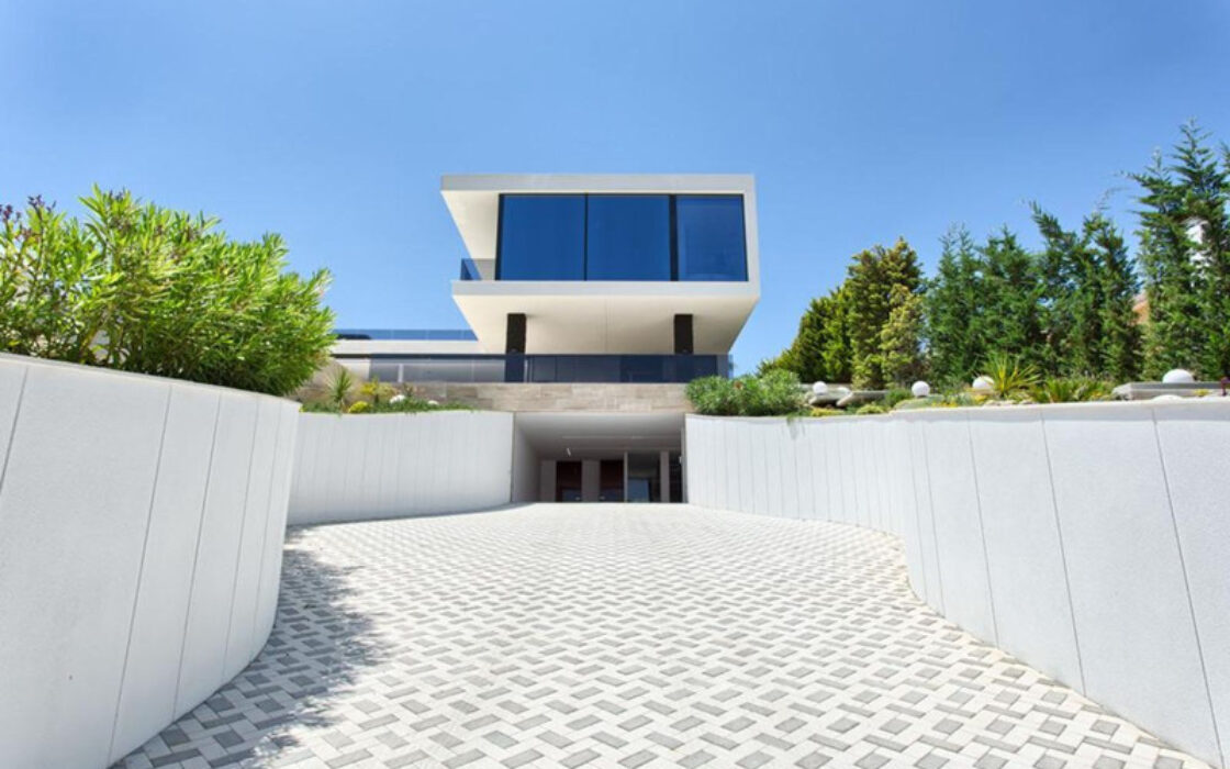 Нова вілла в Іспанії, 671 кв.м, тераса, біля моря