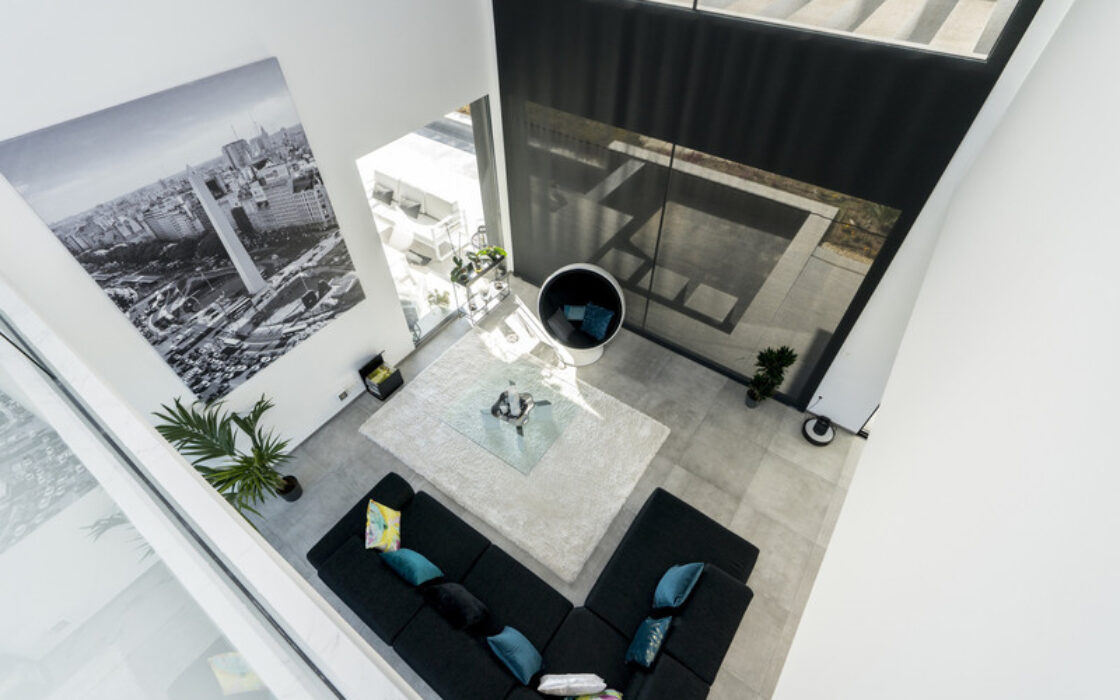 Вилла с 4 спальнями в Бель-Эре, новая, 200 кв.м, терраса