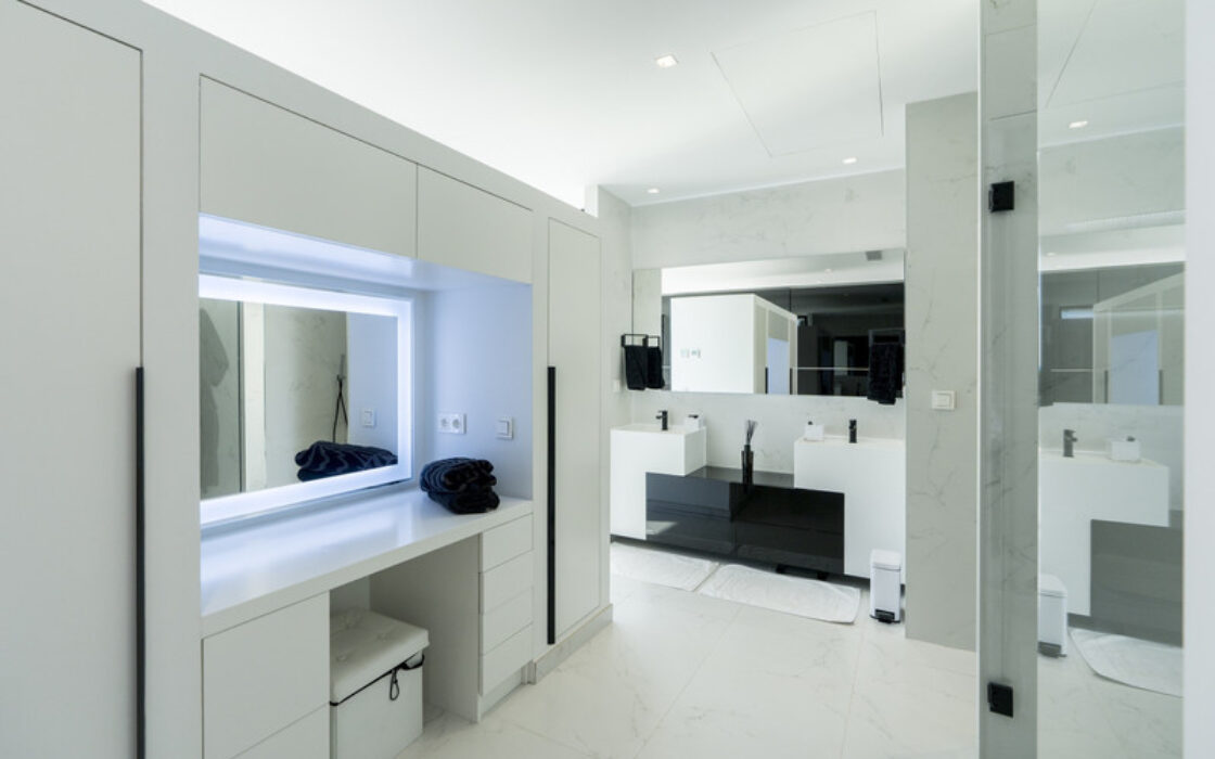 Вилла с 4 спальнями в Бель-Эре, новая, 200 кв.м, терраса