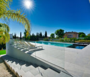 Вилла с 4 спальнями в Бель-Эре, новая, 200 кв.м, терраса