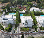 Просторные виллы на Золотой Миле с 6 спальнями и террасой