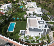 Просторные виллы на Золотой Миле с 6 спальнями и террасой