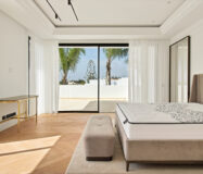 Просторные виллы на Золотой Миле с 6 спальнями и террасой