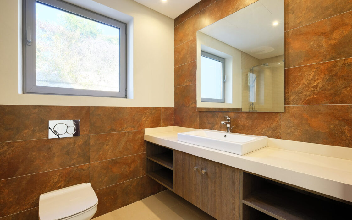 Вілла в Іспанії, 360 кв.м, тераса, біля моря