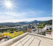 Вілла в Іспанії, 360 кв.м, тераса, біля моря