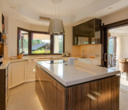 Вилла в Golf Valley, 429 кв.м, с террасой и видом на горы