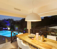 Вилла в Golf Valley, 429 кв.м, с террасой и видом на горы