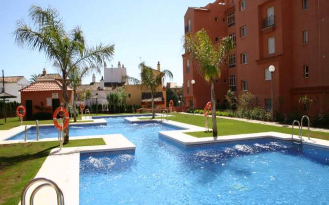 Угловая Квартира с Видом на Море в Ла-Дукесе 87 кв.м