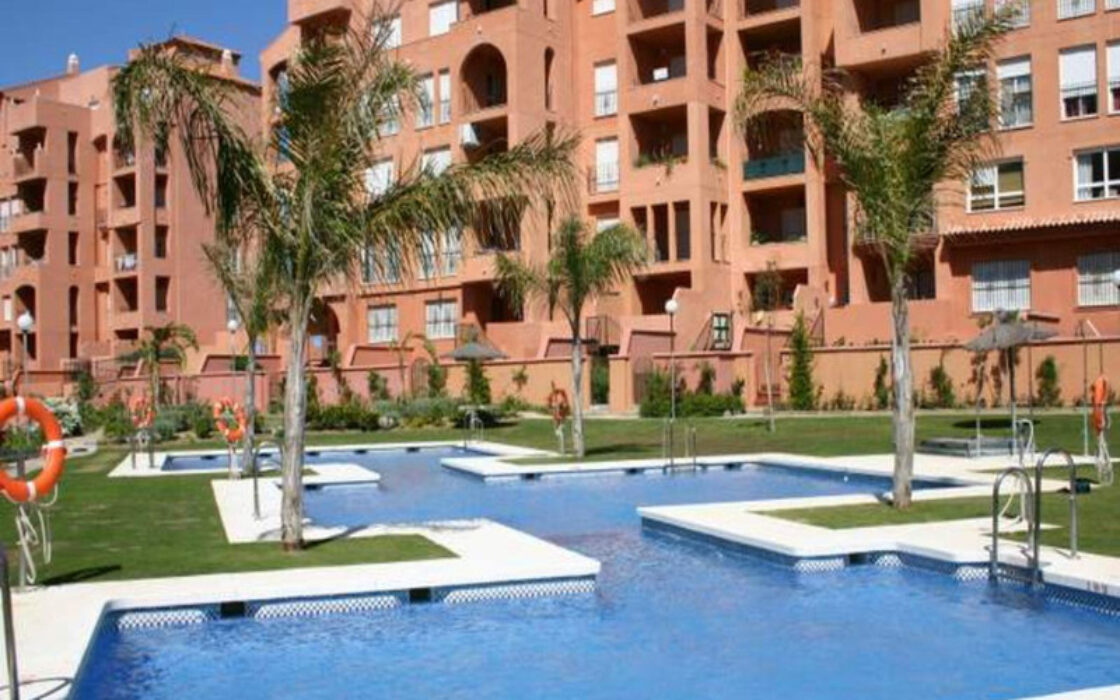 Угловая Квартира с Видом на Море в Ла-Дукесе 87 кв.м